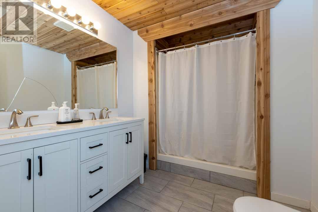 8240 Loakin Bear Cr Rd, Chase, British Columbia  V0E 1M2 - Photo 9 - 178046