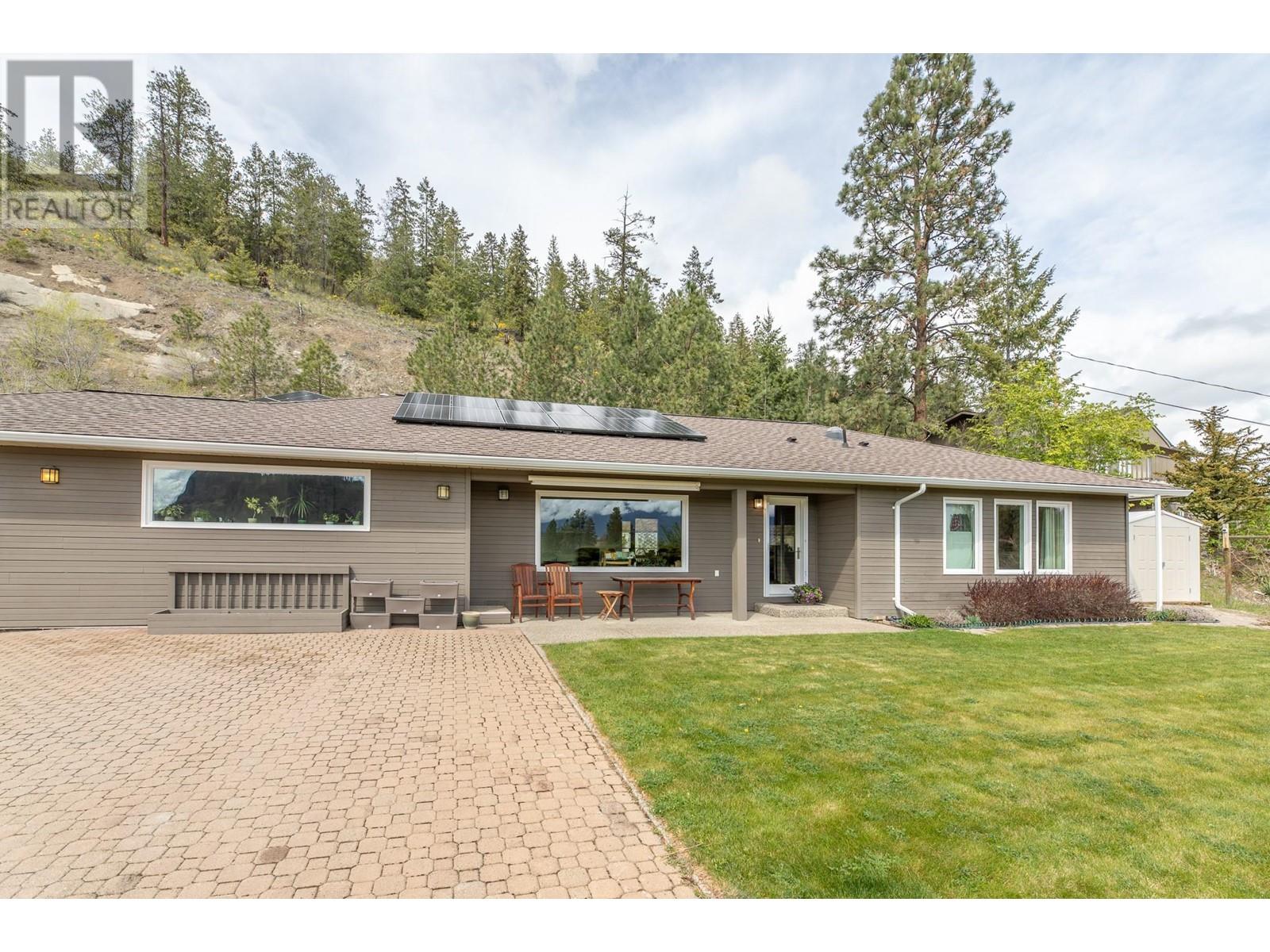 12600 Taylor Place Summerland Photo 2