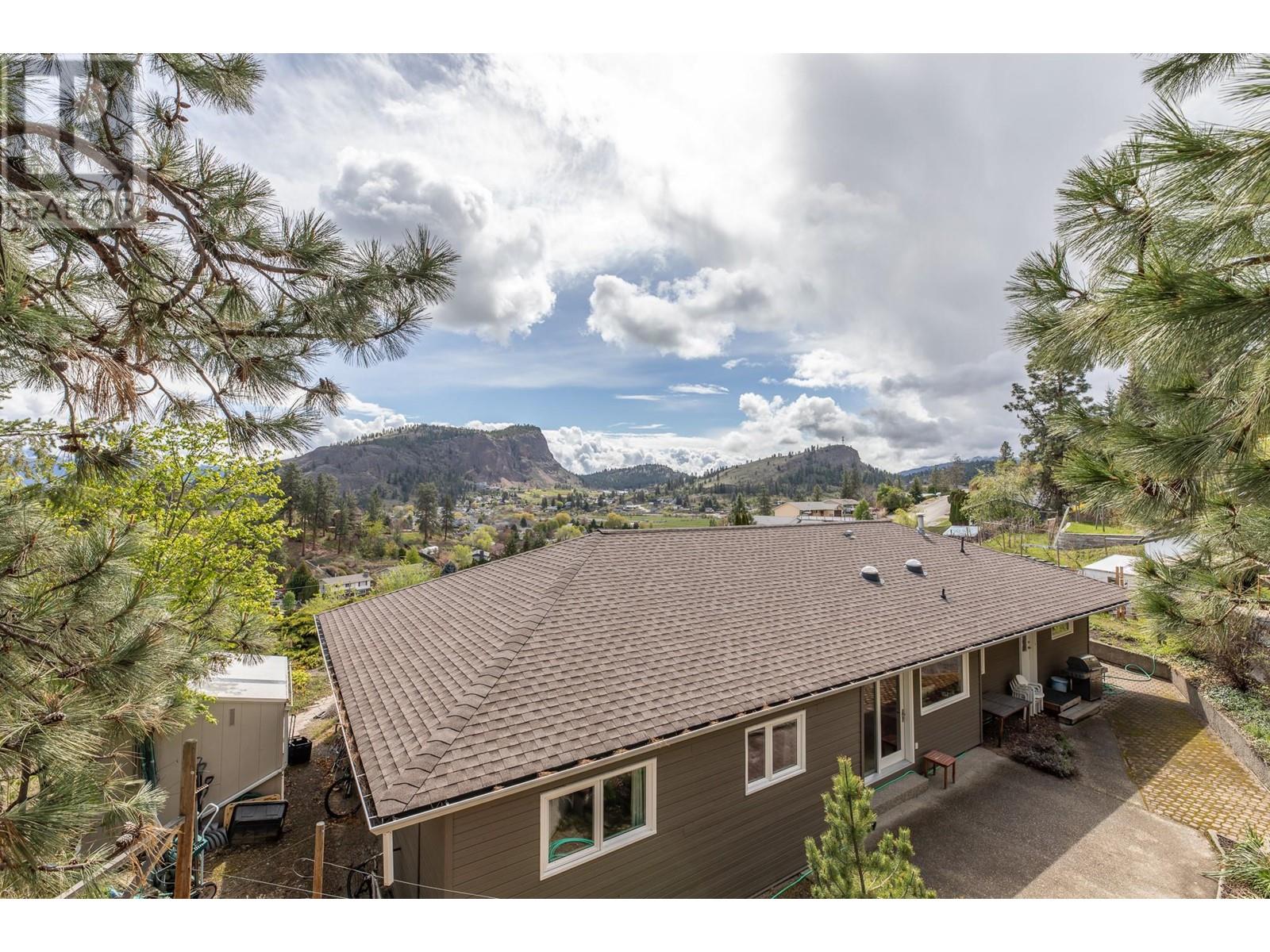 12600 Taylor Place Summerland Photo 36