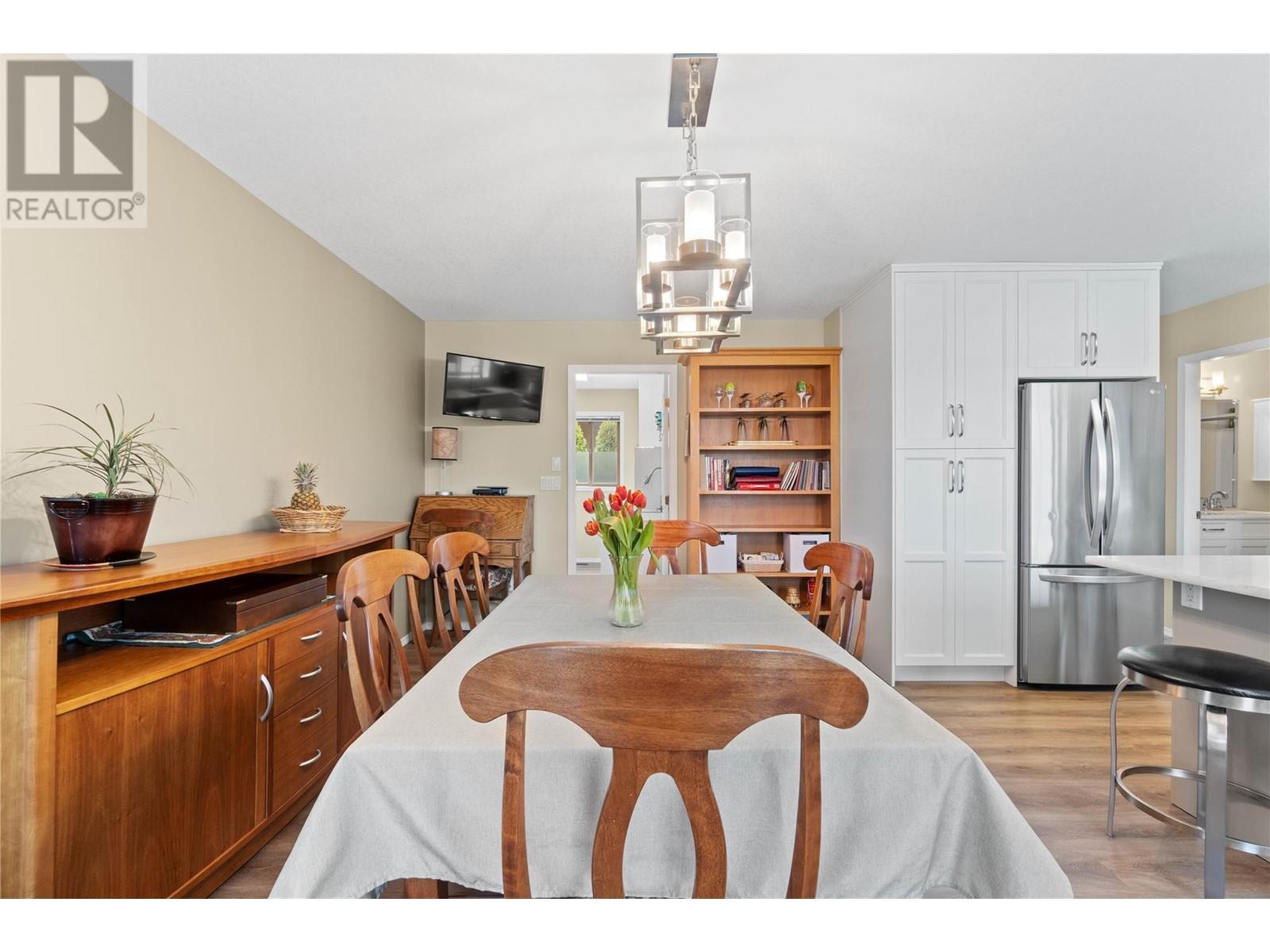 2595 Catherine Place Unit# 7 Armstrong