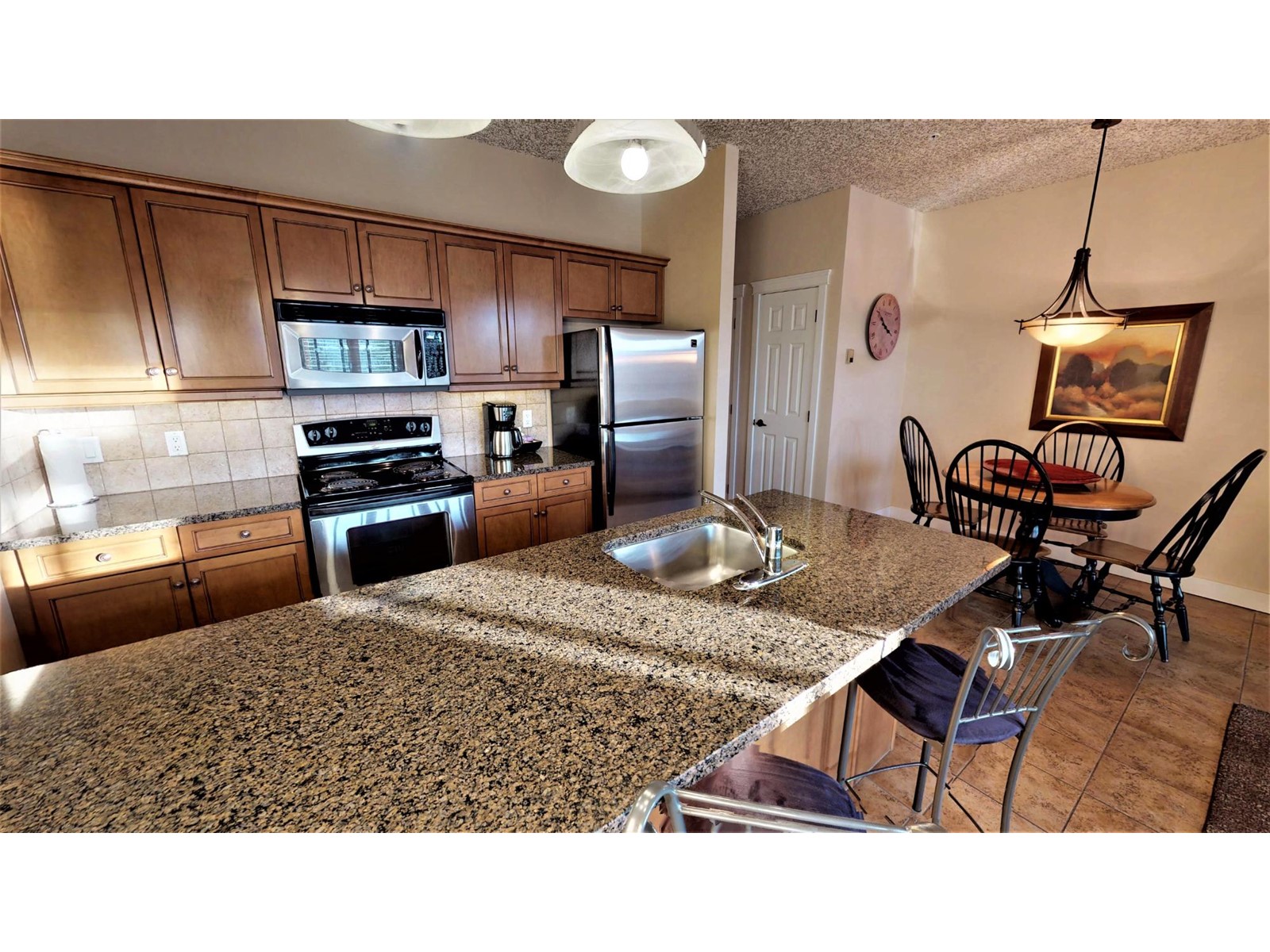 415 N - 400 Bighorn Boulevard, Radium Hot Springs, British Columbia  V0A 1M0 - Photo 17 - 2476490