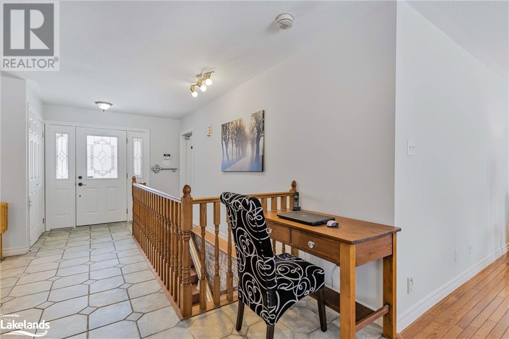 124 Arlynn Crescent, Penetanguishene, Ontario  L9M 2G9 - Photo 3 - 40559993