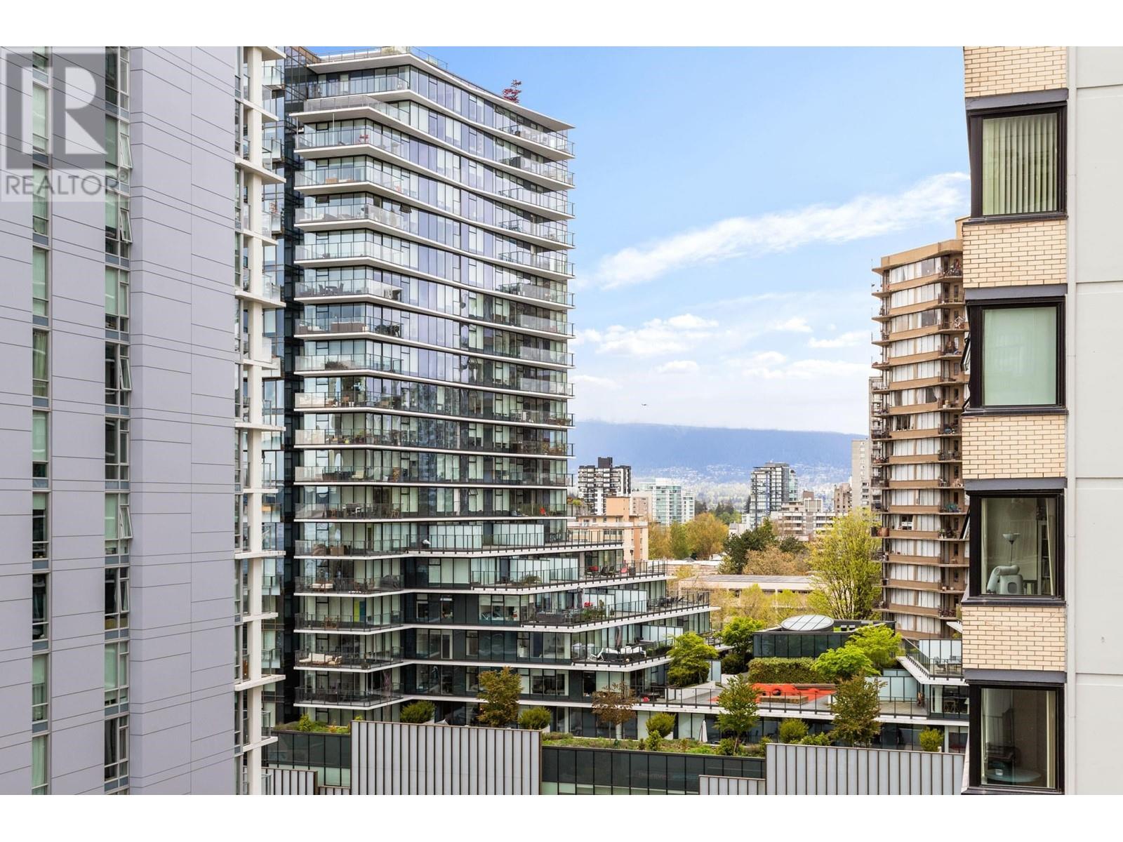 Listing Picture 16 of 33 : 1004 1251 CARDERO STREET, Vancouver / 溫哥華 - 魯藝地產 Yvonne Lu Group - MLS Medallion Club Member