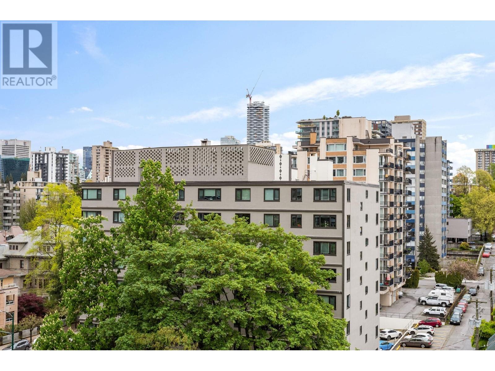 Listing Picture 15 of 33 : 1004 1251 CARDERO STREET, Vancouver / 溫哥華 - 魯藝地產 Yvonne Lu Group - MLS Medallion Club Member