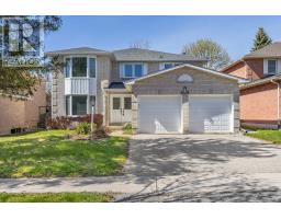 689 LESLIE VALLEY DR, newmarket, Ontario
