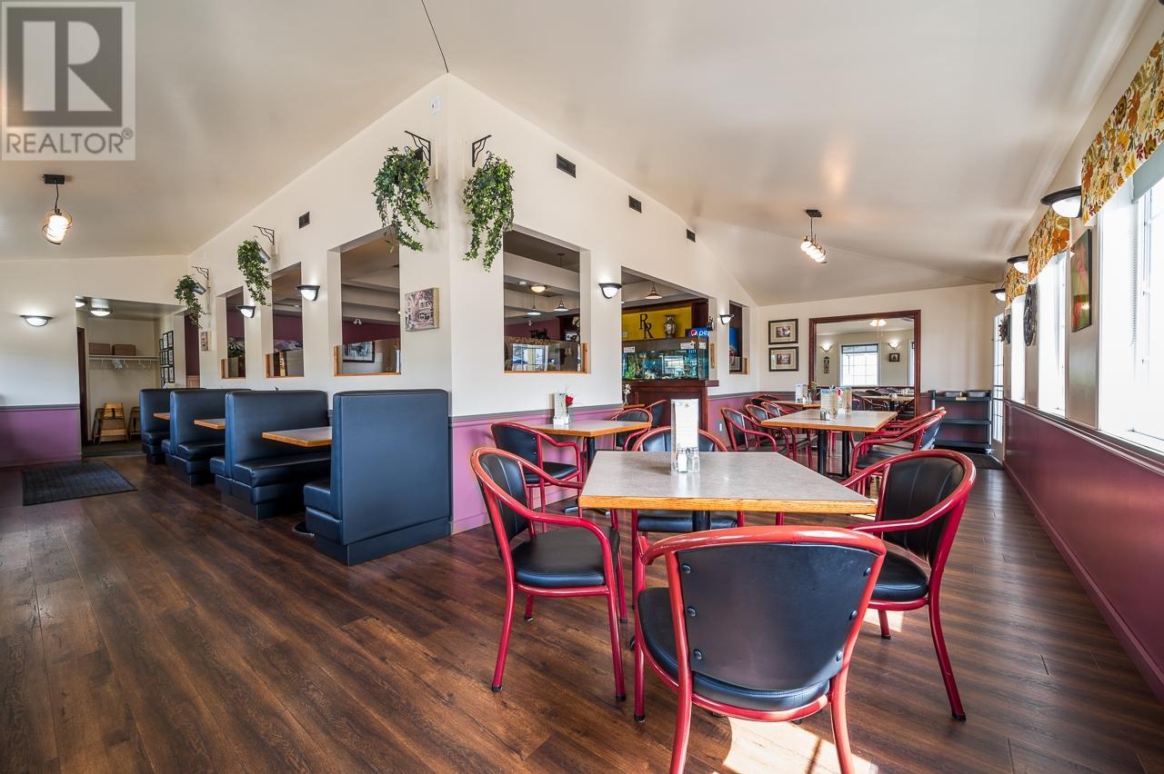 333 Shuswap Ave, Chase, British Columbia    - Photo 7 - 178141