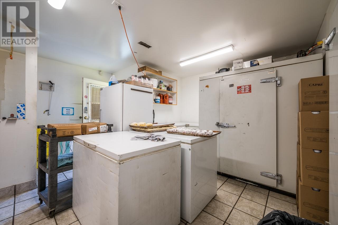 333 Shuswap Ave, Chase, British Columbia    - Photo 24 - 178141