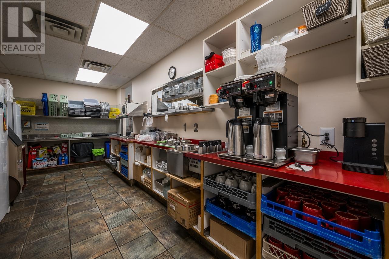 333 Shuswap Ave, Chase, British Columbia    - Photo 17 - 178141