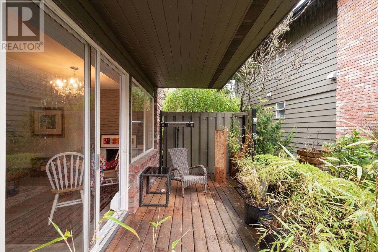 406 235 Keith Road, West Vancouver, British Columbia  V7T 1L5 - Photo 11 - R2876375