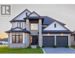 2 SPRUCE CRES, north middlesex, Ontario