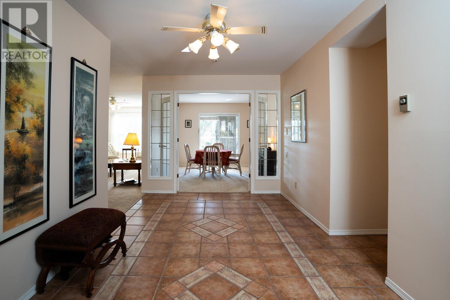 201 1150 54a Street, Delta, British Columbia  V4M 4B5 - Photo 3 - R2876530