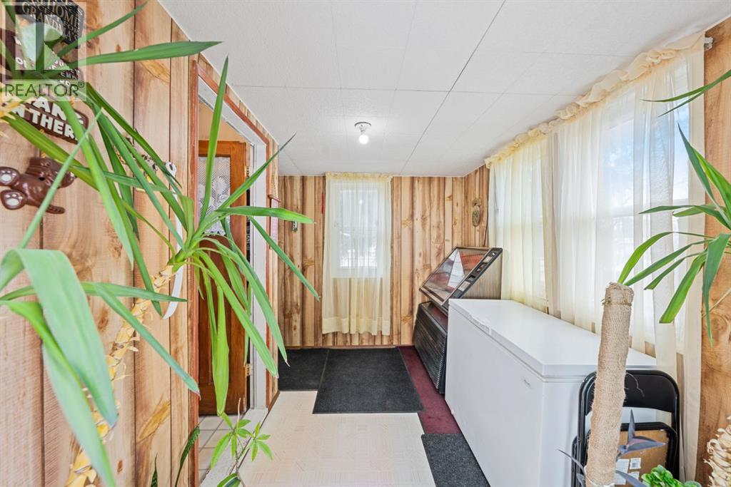 205 5 Avenue Se, Manning, Alberta  T0H 2M0 - Photo 6 - A2127353