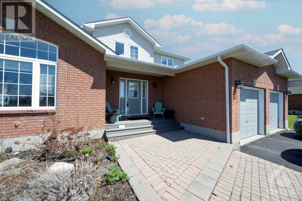 2104 Trailwood Drive, North Gower, Ontario  K0A 2T0 - Photo 3 - 1379578