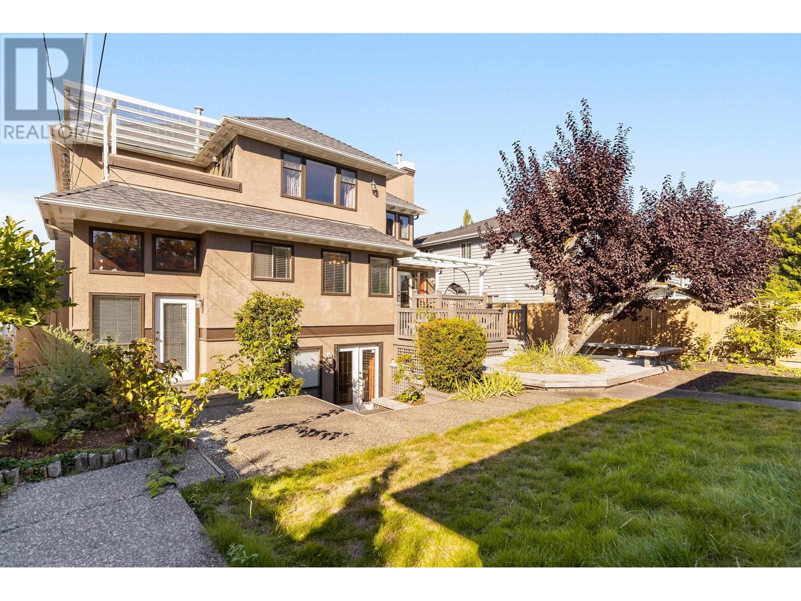 Listing Picture 37 of 40 : 2728 OLIVER CRESCENT, Vancouver / 溫哥華 - 魯藝地產 Yvonne Lu Group - MLS Medallion Club Member