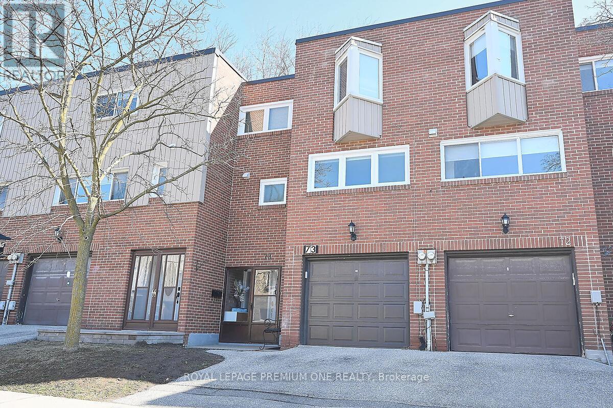 #73 -400 Bloor St, Mississauga, Ontario  L5A 3M8 - Photo 1 - W8288078