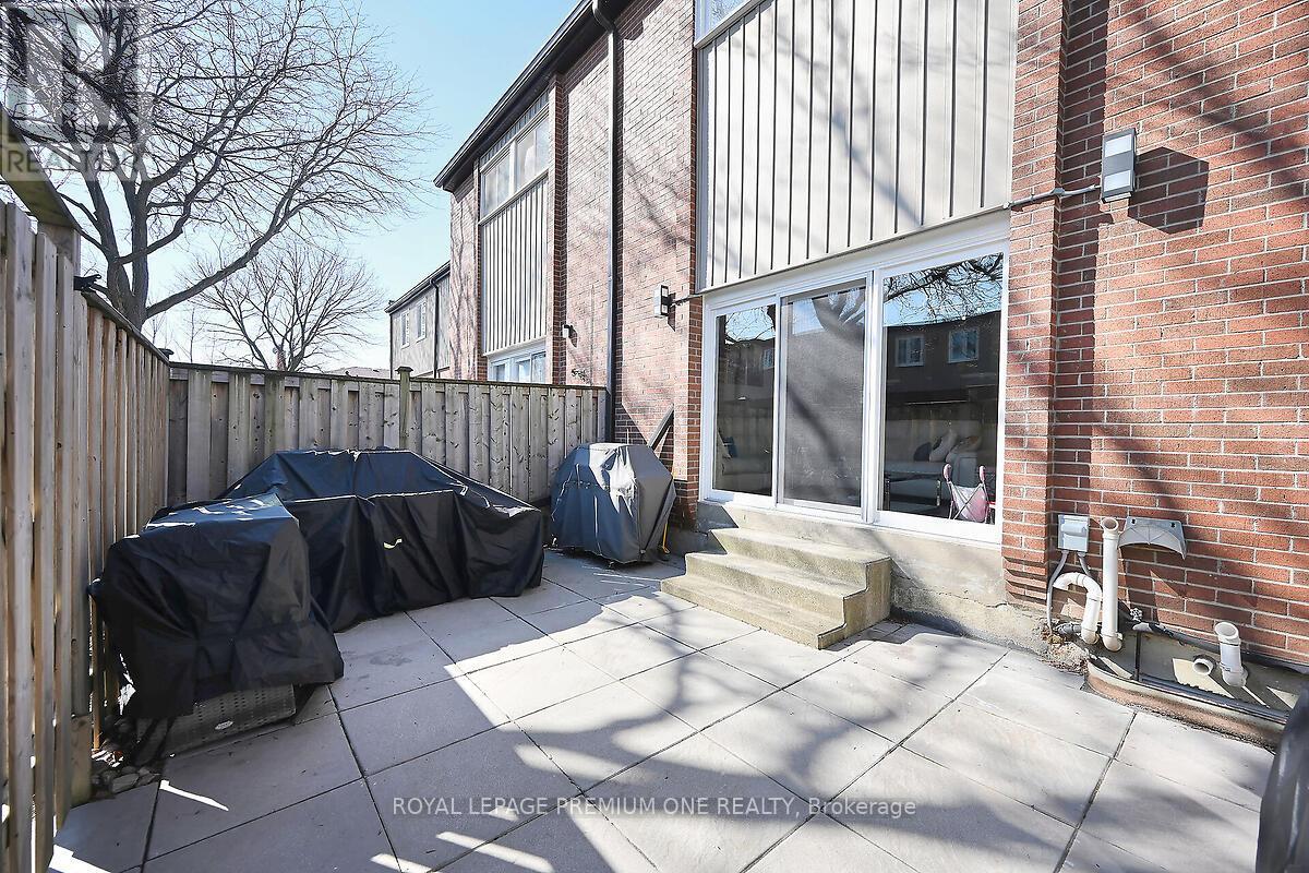 73 - 400 Bloor Street, Mississauga, Ontario  L5A 3M8 - Photo 28 - W8288078