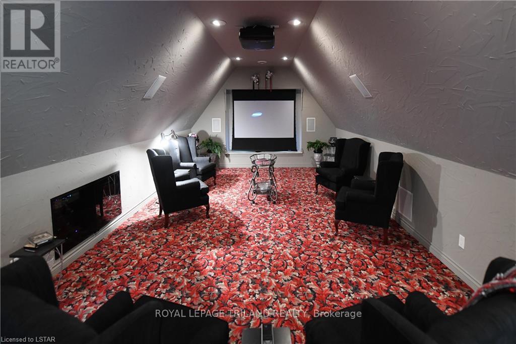 9255 Old Street Line, Chatham-Kent, Ontario  N0P 1A0 - Photo 39 - X8284498