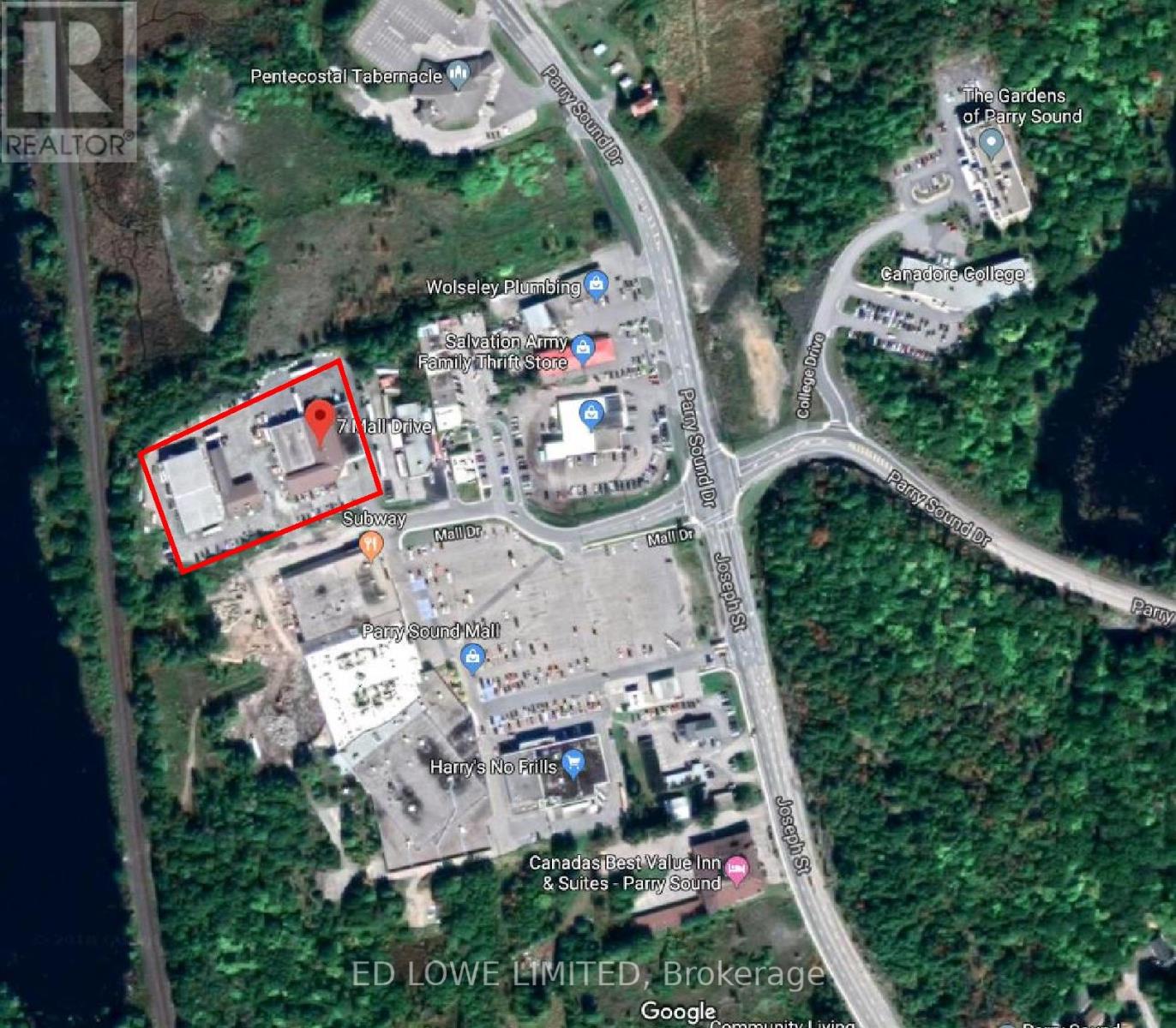 7 MALL DRIVE, parry sound, Ontario