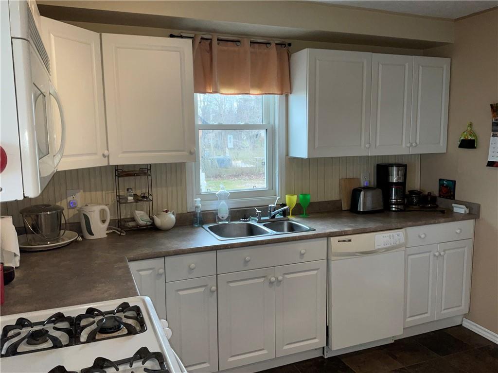325 Bluewater Parkway, Haldimand County, Ontario  N0A 1P0 - Photo 11 - H4189206