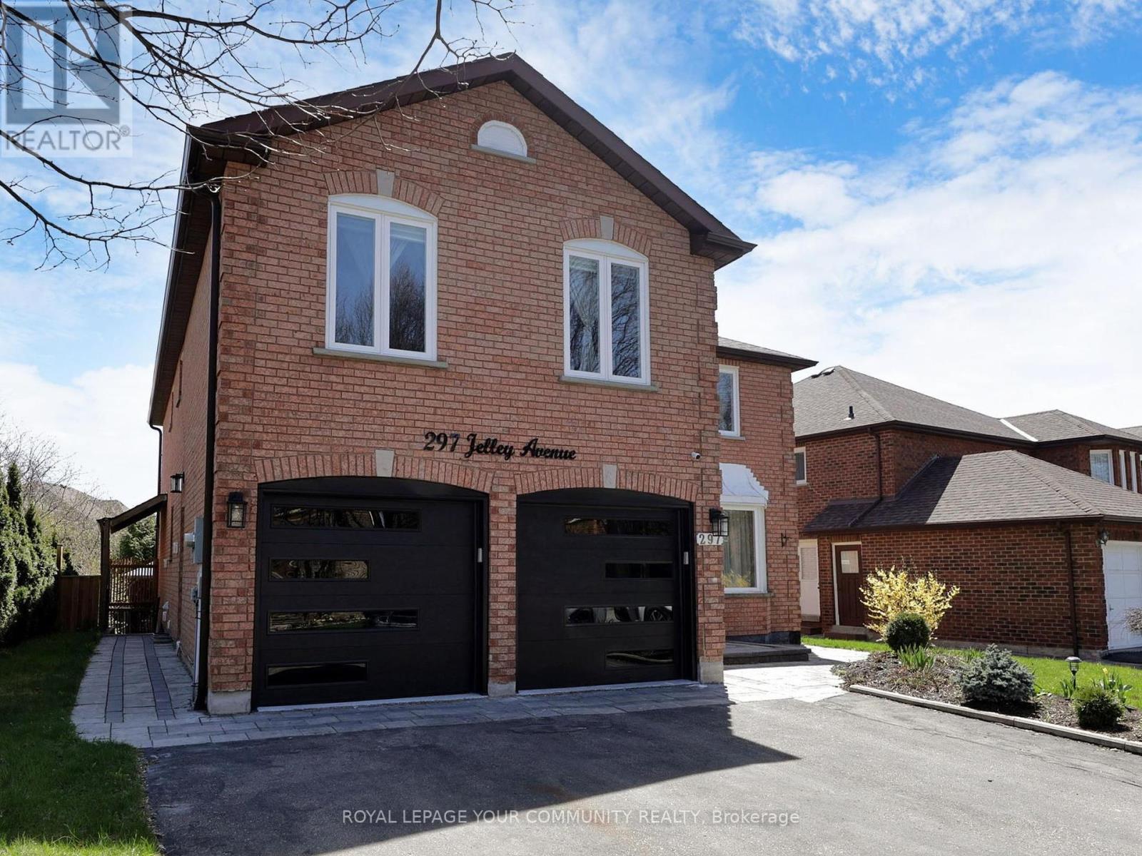 297 JELLEY AVE, newmarket, Ontario