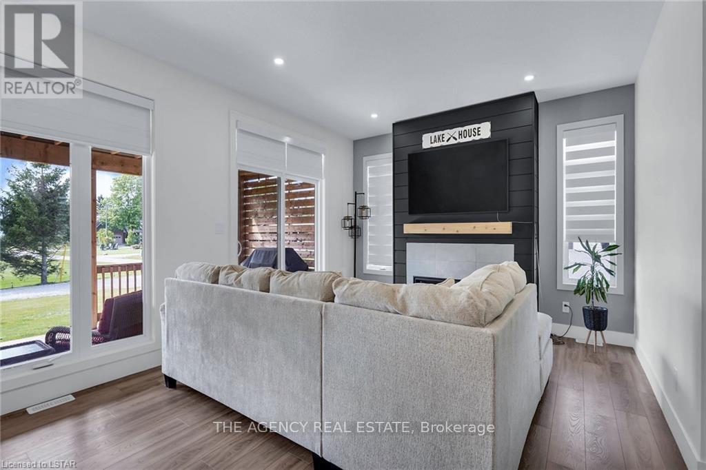 33977 Kildeer Dr, Bluewater, Ontario  N0M 1N0 - Photo 13 - X8285224