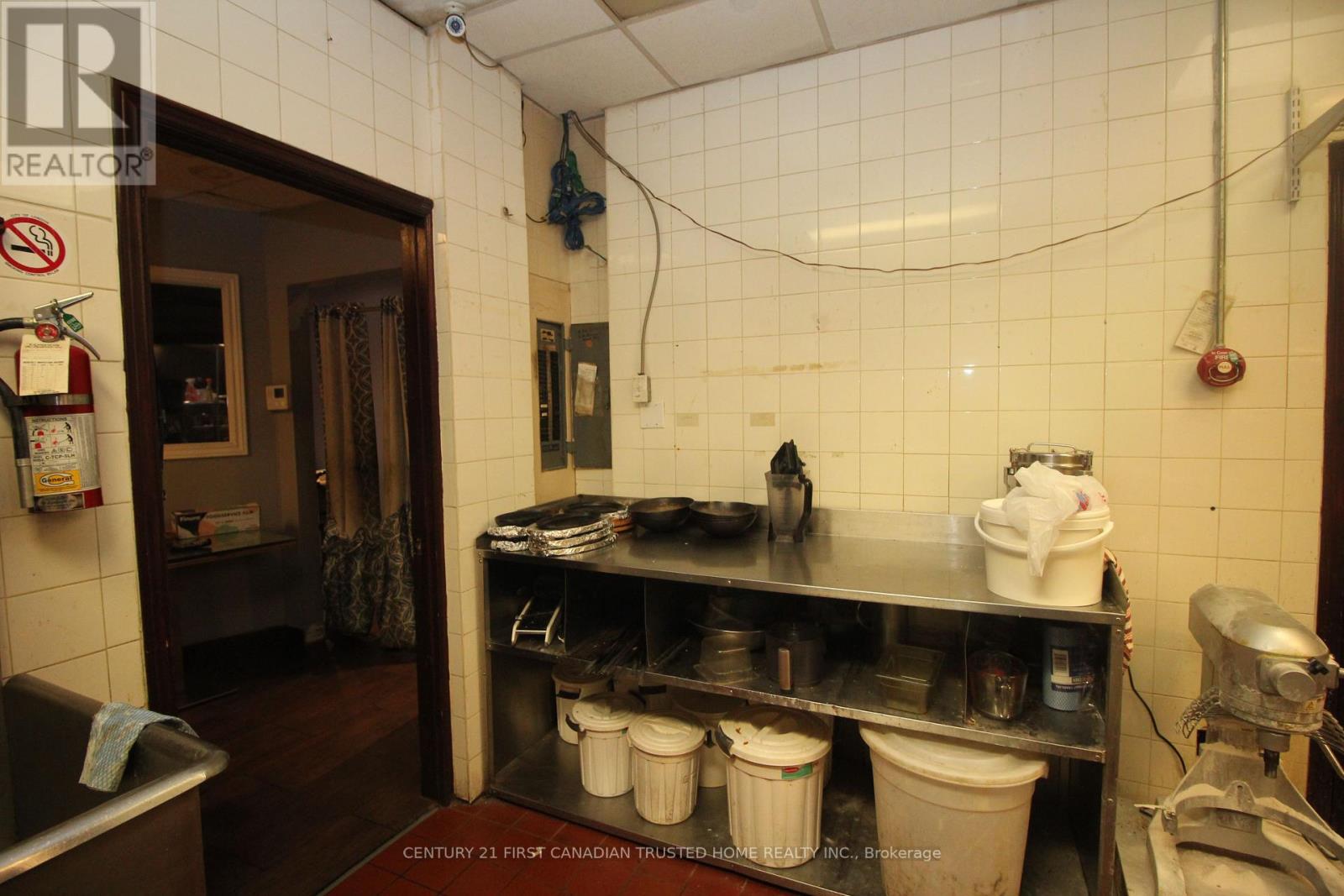 118 Dundas St, London, Ontario  N6A 1G1 - Photo 14 - X8288454