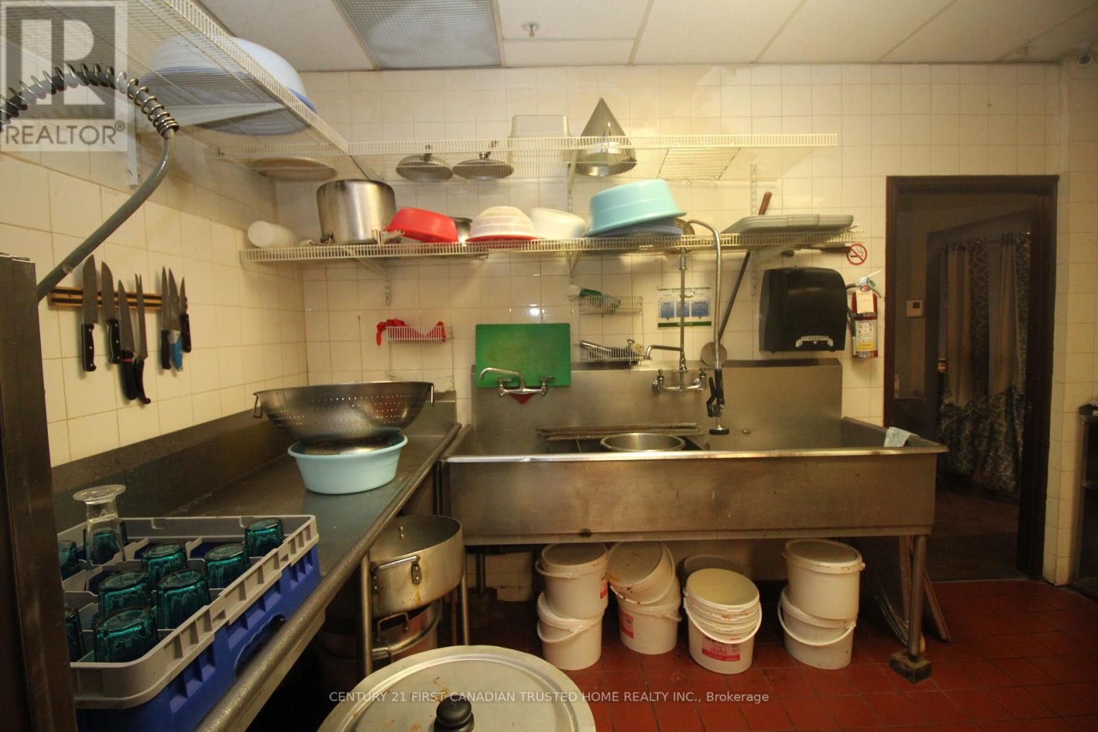 118 Dundas St, London, Ontario  N6A 1G1 - Photo 15 - X8288454