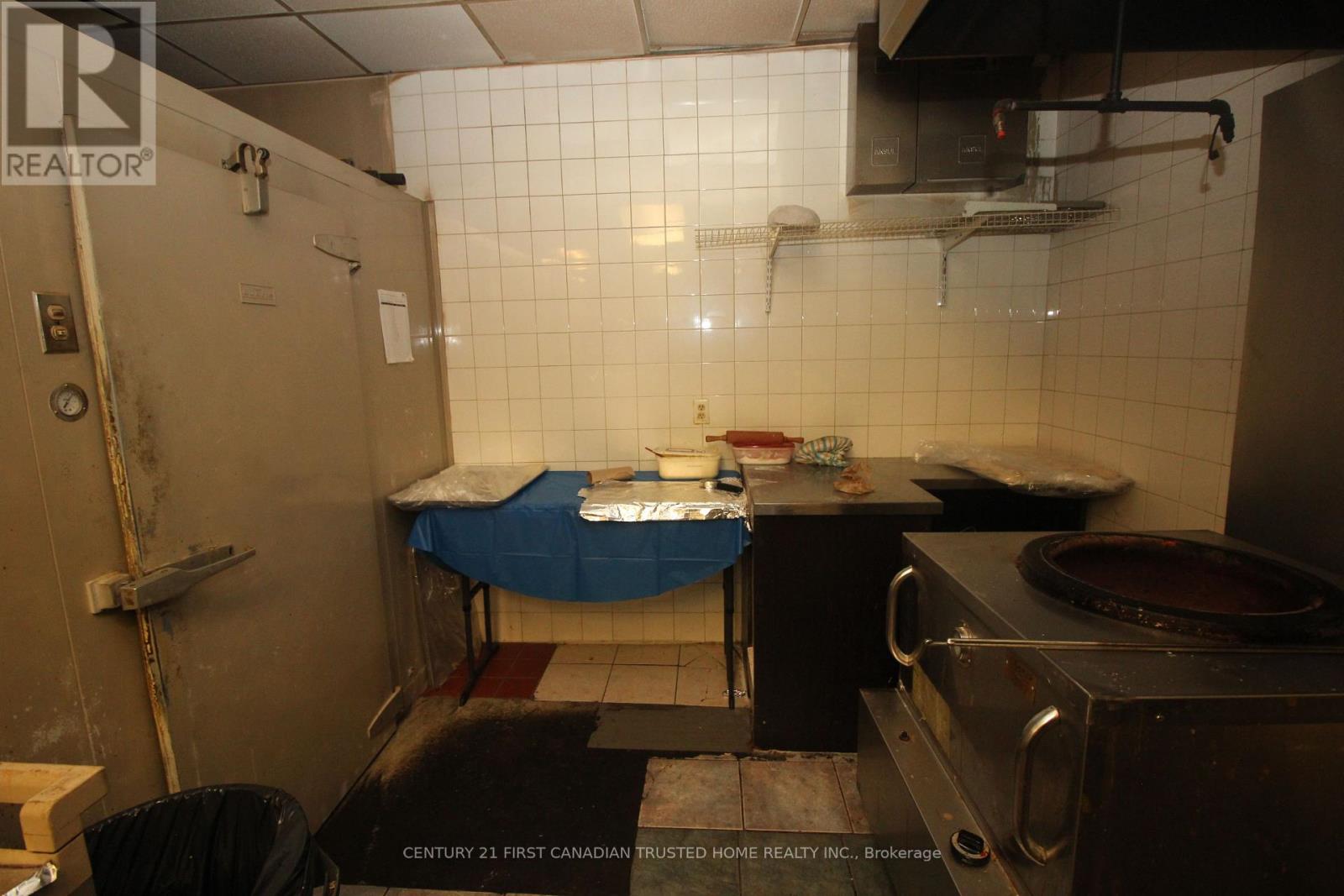 118 Dundas St, London, Ontario  N6A 1G1 - Photo 18 - X8288454