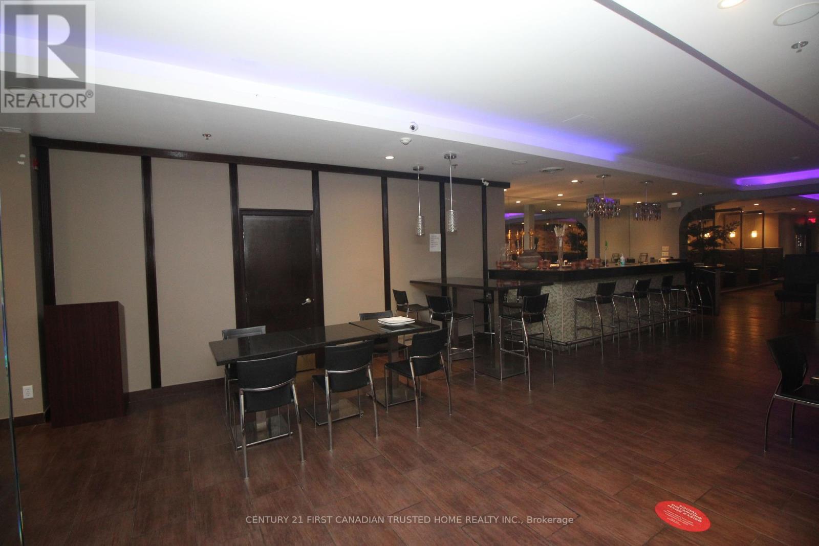 118 Dundas St, London, Ontario  N6A 1G1 - Photo 9 - X8288454