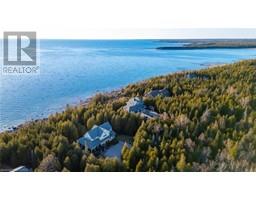 90 GREENOUGH POINT Road