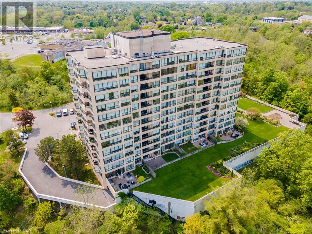 3 Towering Heights Boulevard Unit# 605, St. Catharines, Ontario  L2T 4A4 - Photo 1 - 40578170