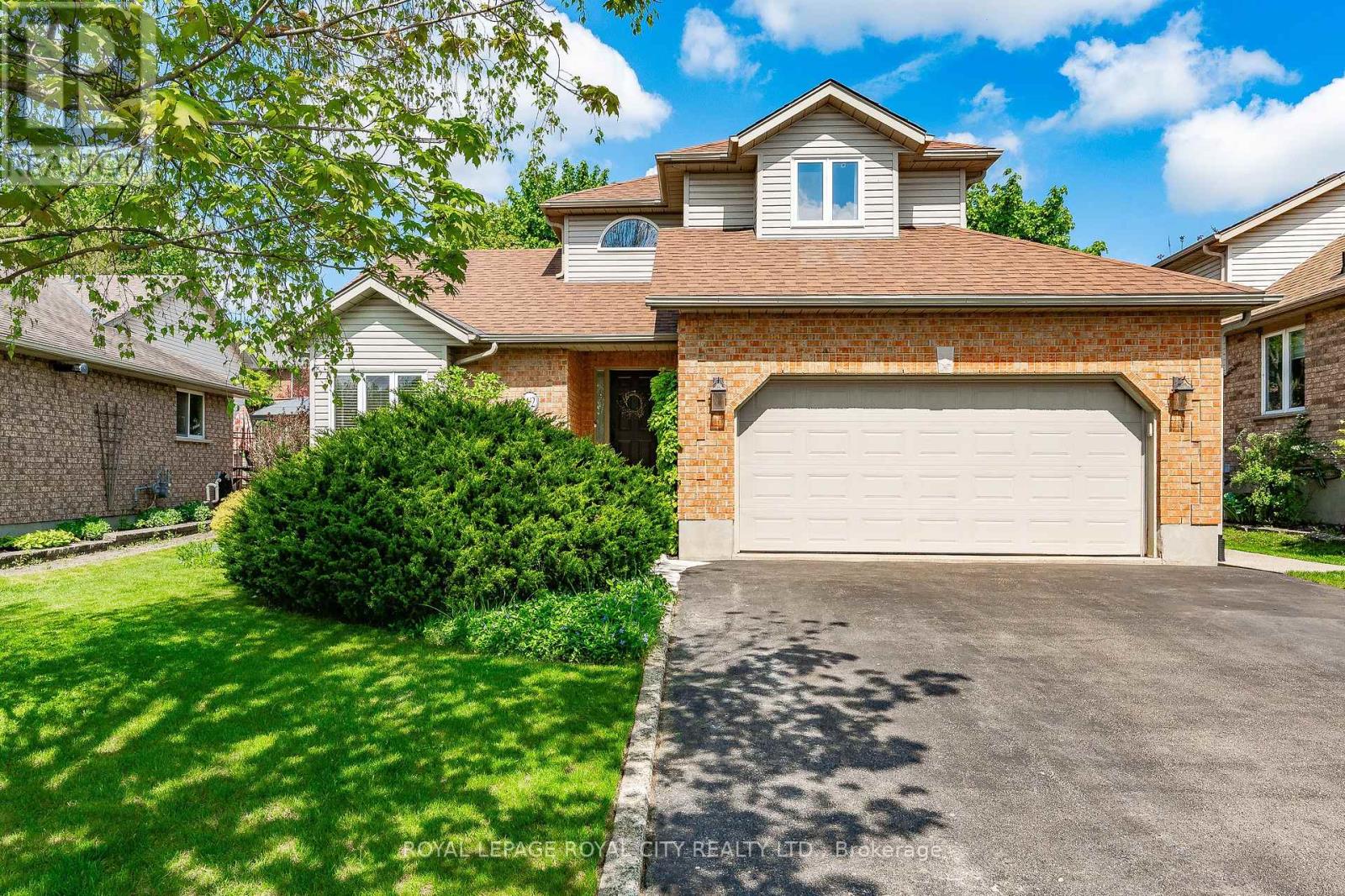 42 PEARTREE CRES, guelph, Ontario