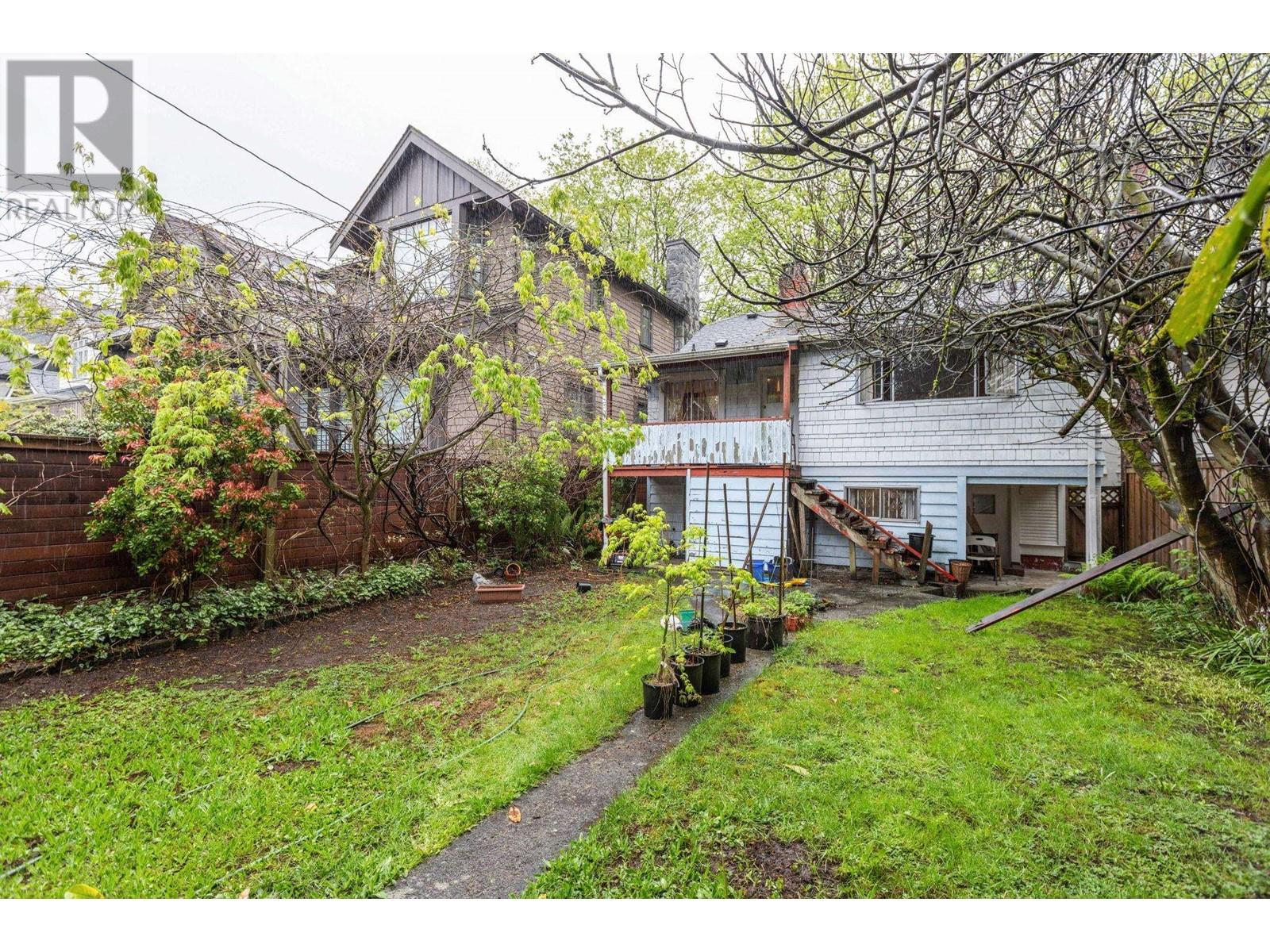 Listing Picture 10 of 18 : 2965 W 13TH AVENUE, Vancouver / 溫哥華 - 魯藝地產 Yvonne Lu Group - MLS Medallion Club Member
