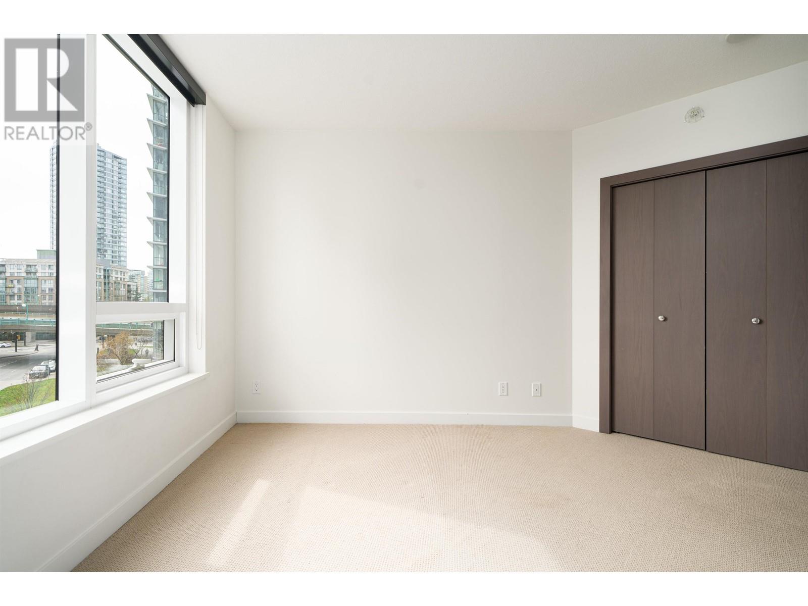 Listing Picture 15 of 40 : 355 38 SMITHE STREET, Vancouver / 溫哥華 - 魯藝地產 Yvonne Lu Group - MLS Medallion Club Member