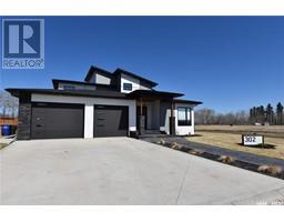 302 Coventry Crescent, Nipawin, Ca