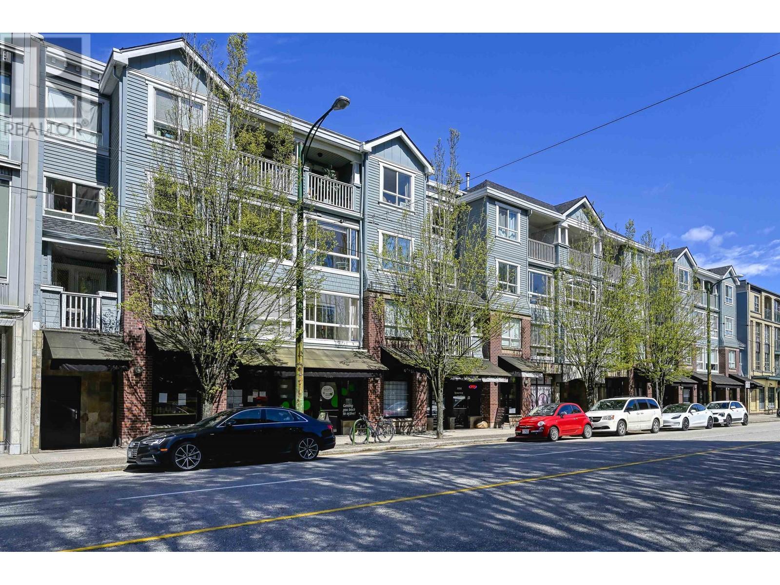 Listing Picture 2 of 26 : 206 3333 W 4TH AVENUE, Vancouver / 溫哥華 - 魯藝地產 Yvonne Lu Group - MLS Medallion Club Member