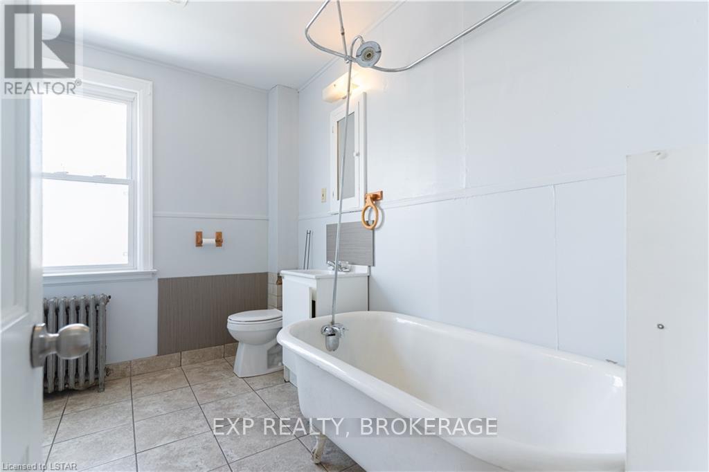 224, 226 & 230 Richmond Street, London, Ontario  N6B 2H6 - Photo 16 - X8259362