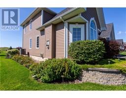 12 Oakcroft CRES