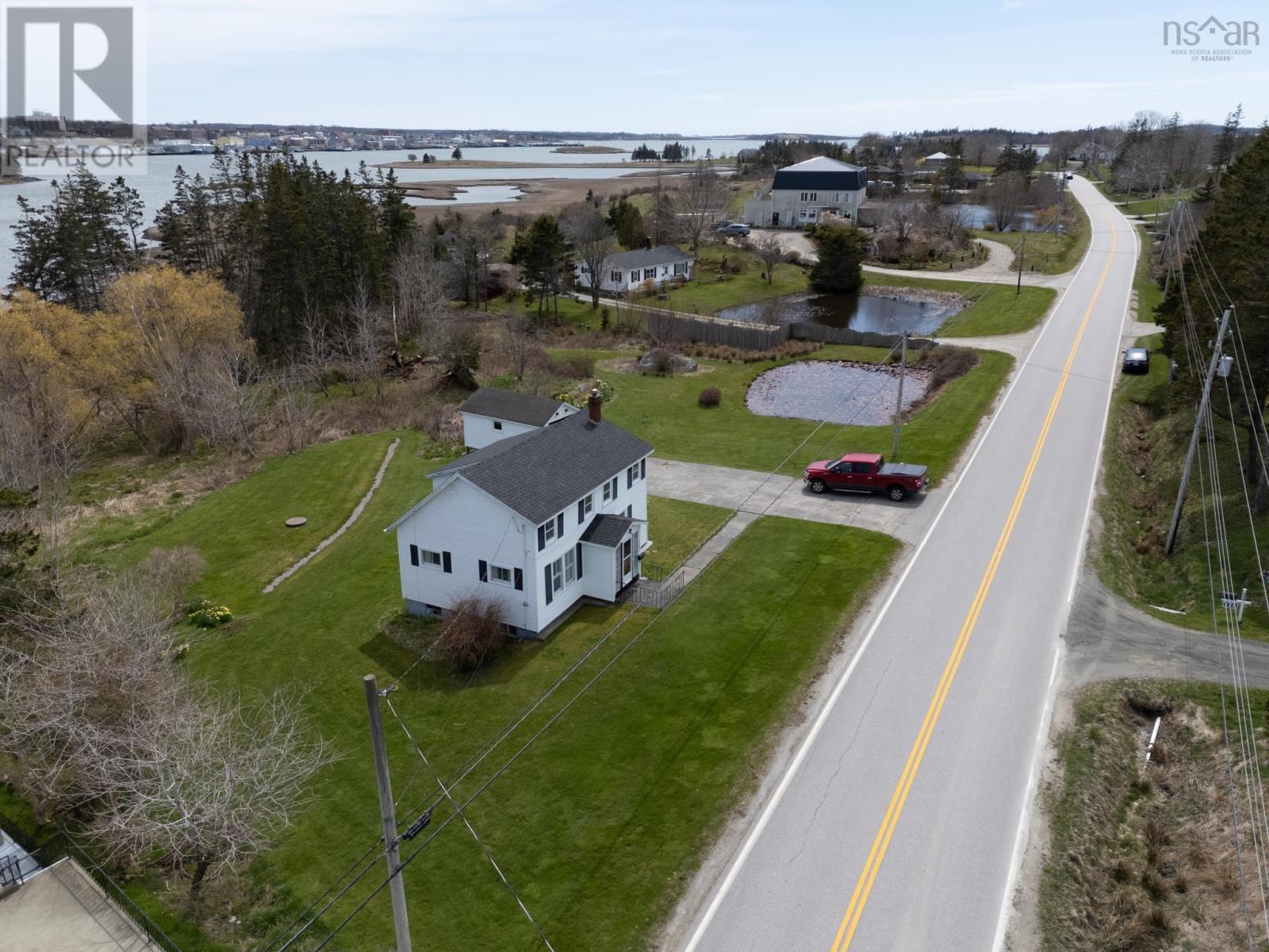 121 Highway 304, Overton, Nova Scotia B5A 4J7 (26825349) Red and