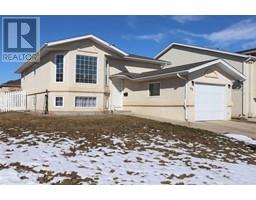 87 Athabasca Road W Indian Battle Heights, Lethbridge, Ca