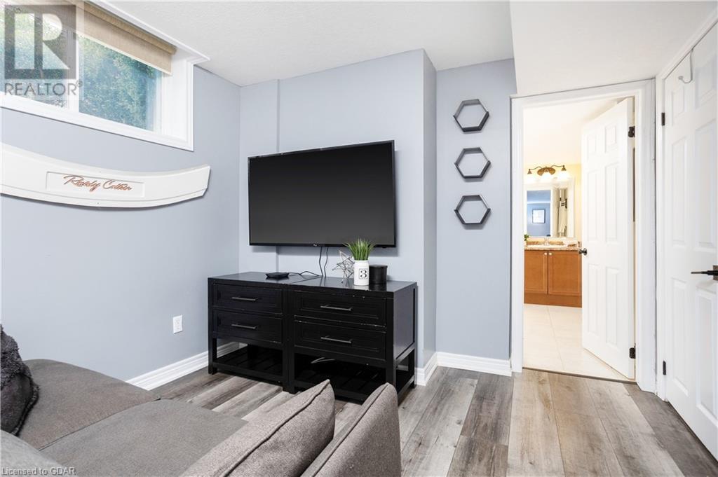 6 Atto Drive, Guelph, Ontario  N1E 0E4 - Photo 32 - 40568410