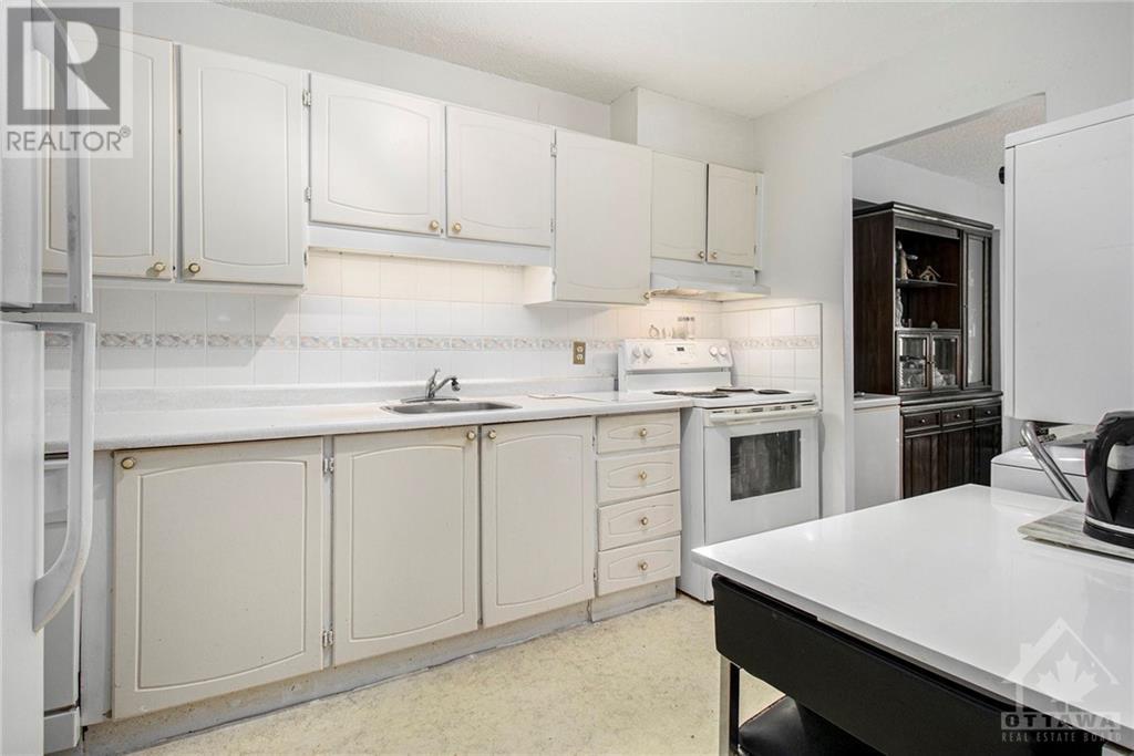 665 BATHGATE DRIVE UNIT#1811 Ottawa