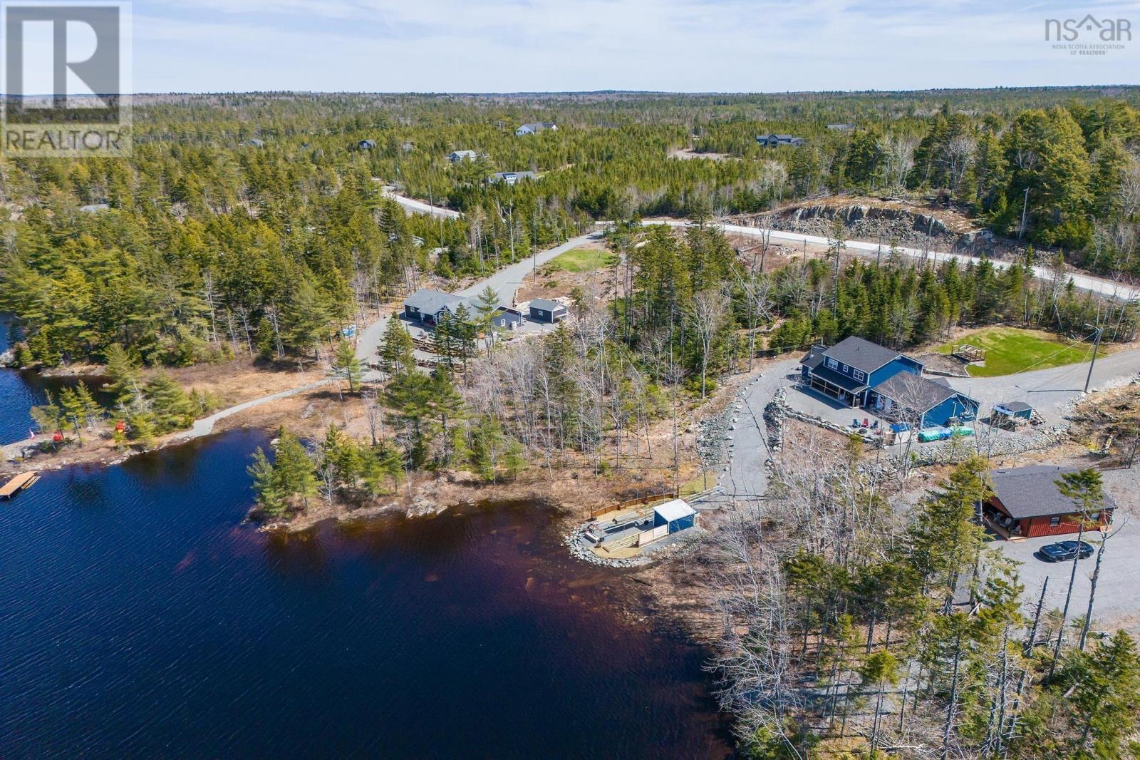 32 Meek Arm Trail, Mount Uniacke, Nova Scotia  B0N 1Z0 - Photo 4 - 202408102