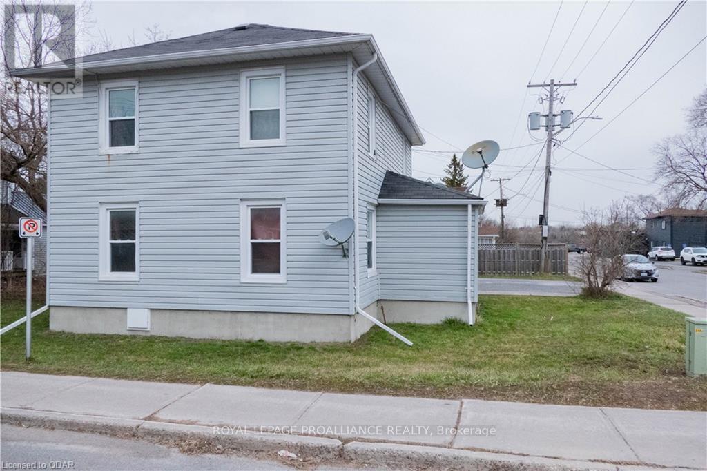 34 Alberta Street, Quinte West, Ontario  K8V 4V6 - Photo 4 - X8291620