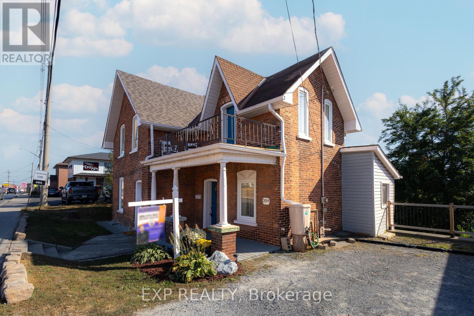 209 Dundas Street E, Quinte West, Ontario  K8V 1M1 - Photo 3 - X8292056