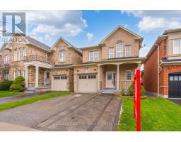 33 HOLLIER DR