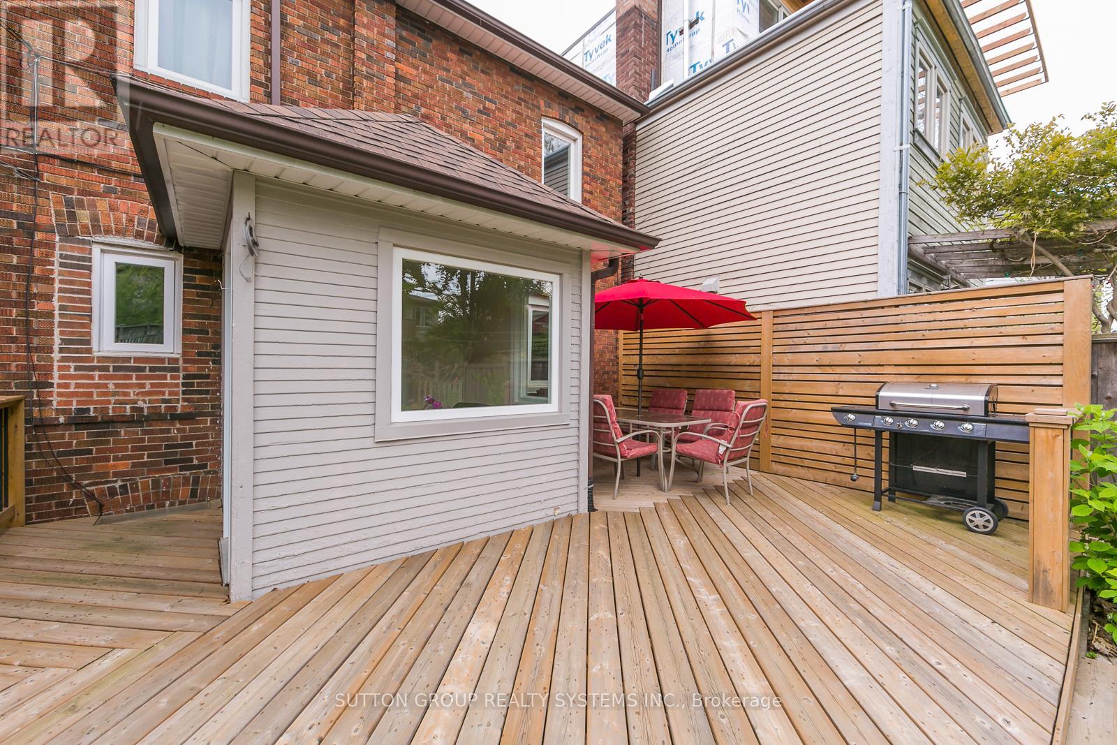 42 Runnymede Road, Toronto, Ontario  M6S 2Y2 - Photo 25 - W8292034