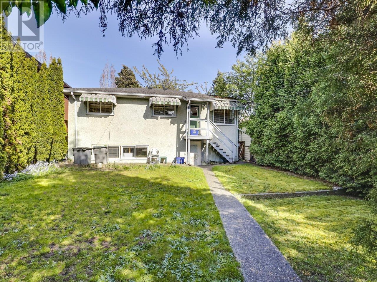 Listing Picture 23 of 25 : 7475 KNIGHT STREET, Vancouver / 溫哥華 - 魯藝地產 Yvonne Lu Group - MLS Medallion Club Member