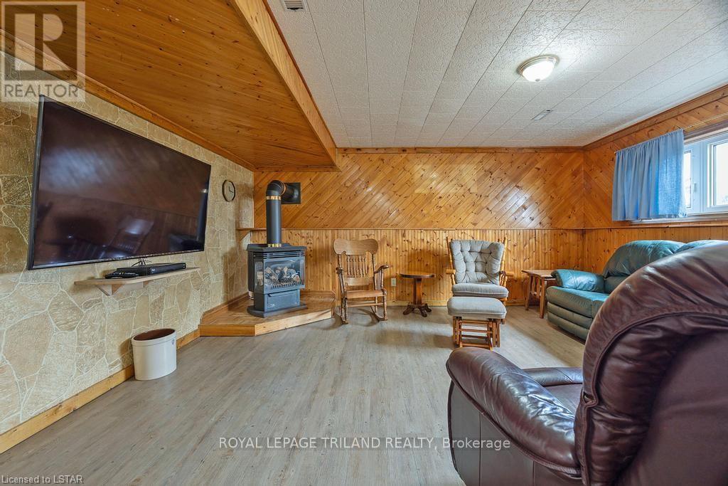 21217 Taits Road, Southwest Middlesex, Ontario  N0L 1M0 - Photo 20 - X8285760