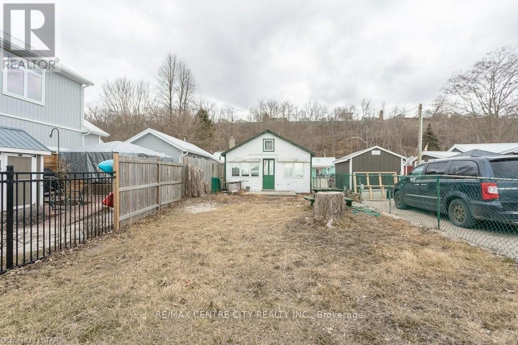 444d West Edith Cavell Blvd, Central Elgin, Ontario  N5L 1G9 - Photo 34 - X8283998